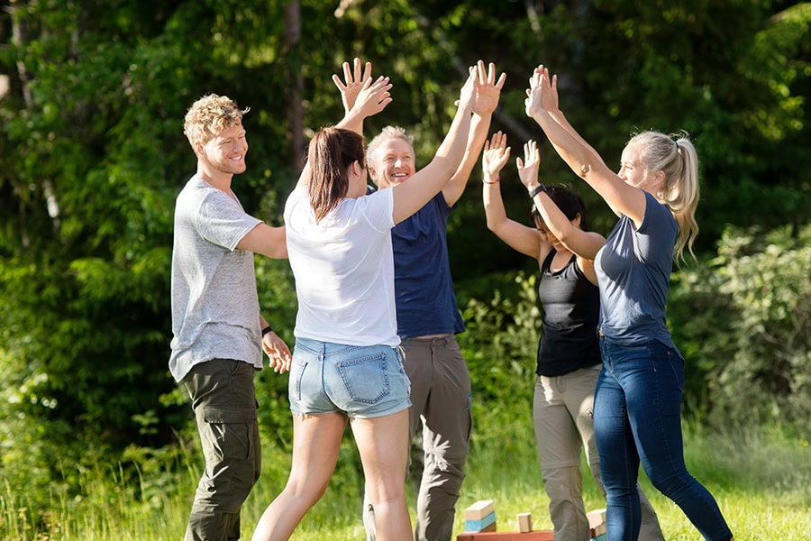 Professionel teambuilding med udviklende øvelser i hele landet - faciliteret af GoTeam.